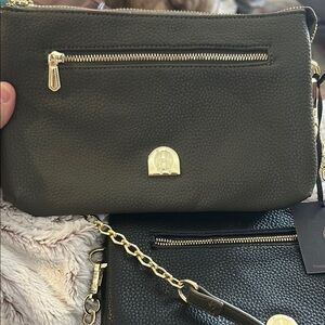 House of Harlow 1960 Black Shoulder Bag with Gold Chain